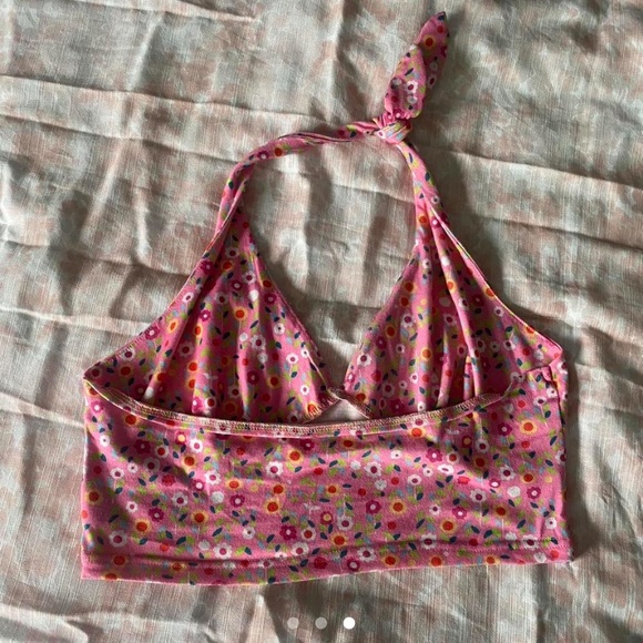 Pink flower halter top, perfect condition so cute size medium. - Picture 3 of 3